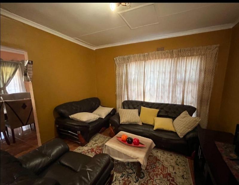 3 Bedroom Property for Sale in Vaalpark Free State